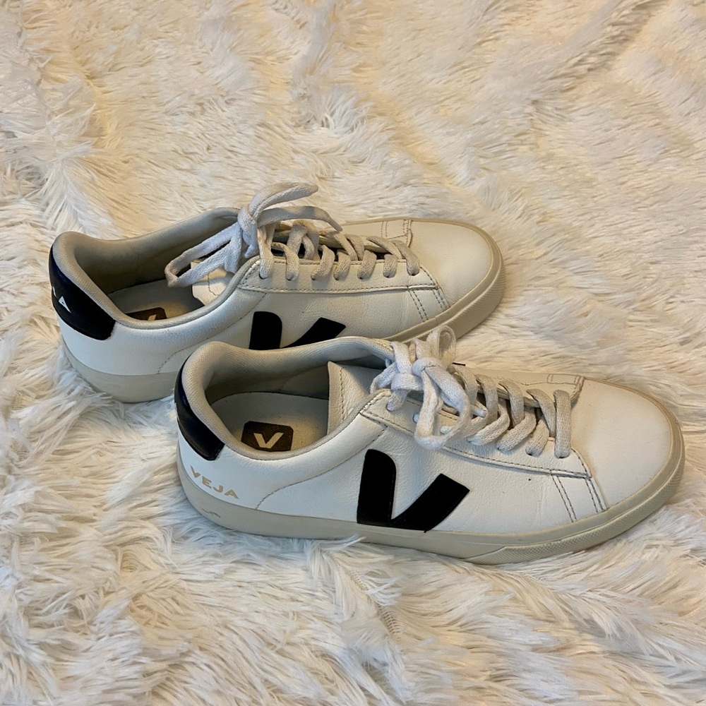 Veja Campo Sneakers size US9